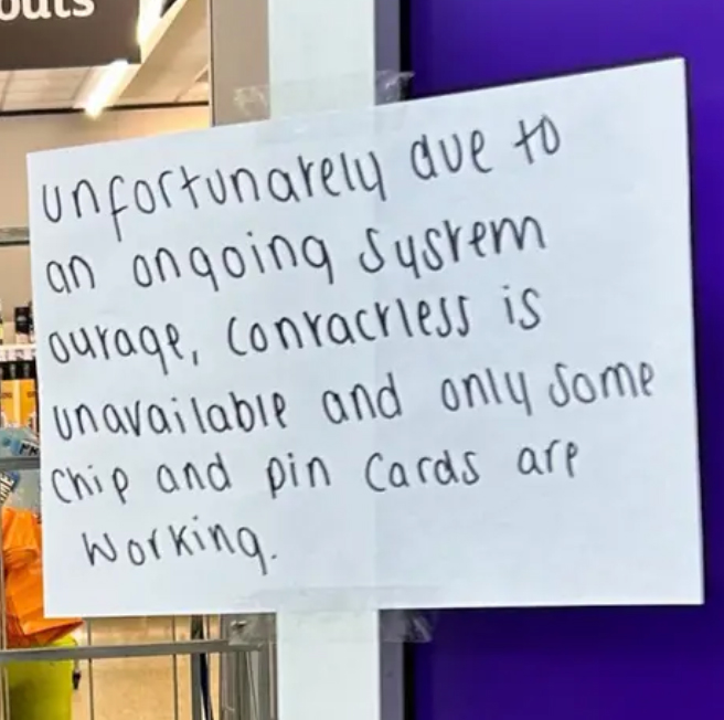 supermarkets glitch highlights need for cash